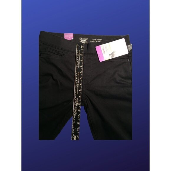 Levi Strauss & Co. Gold Label Totally Shaping Pull-On Skinny Jeans, 8L, NWT- - Picture 5 of 12